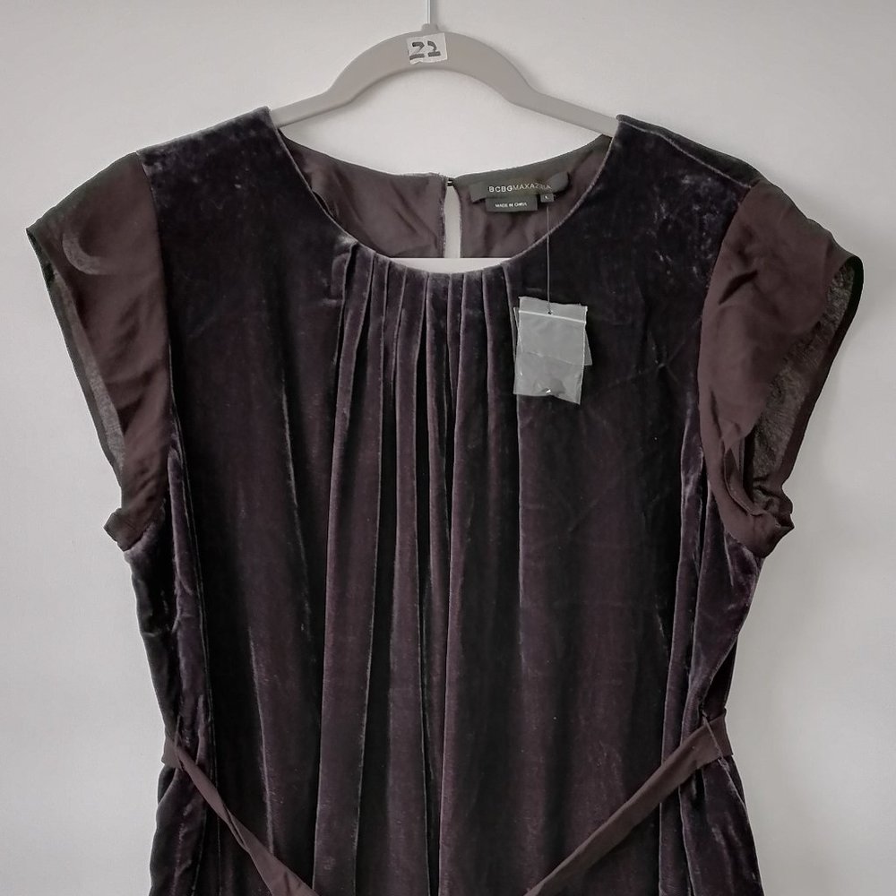 BCBG Maxazria Women's Dark Plum Velvet Tie Waist Blouse Size L New With Tag - Picture 3 of 6